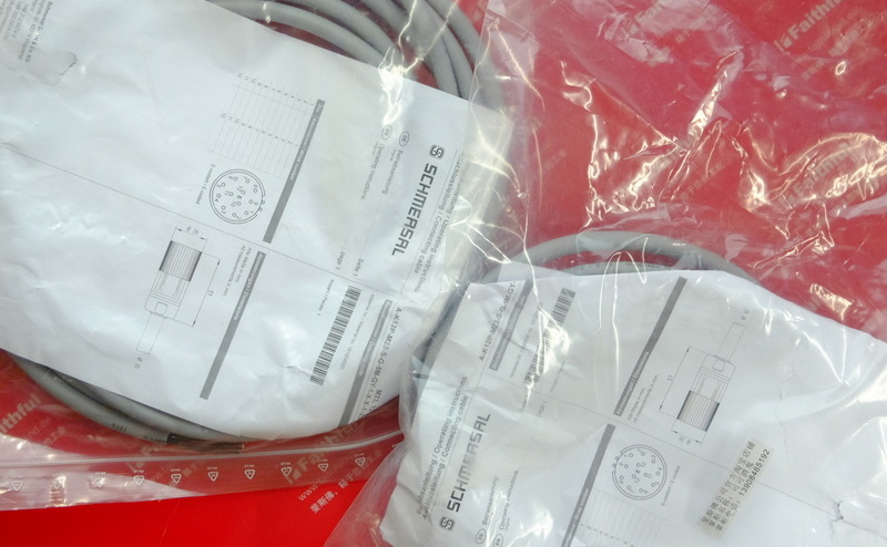 Schmersal 101208520 施迈赛预布线电缆 A-K12P-M23-S-G-5M-GY-1-X-X-1-2568/2965