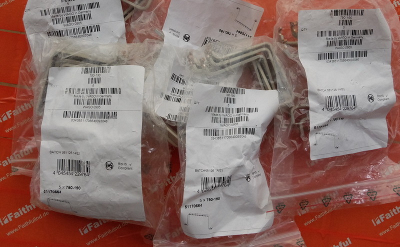 Wago 790-190 万可Ｕ型汇流条; Cu 10 mm x 3 mm; 适用于 5 I/O; 适用750系列 I/O 模块; 银色